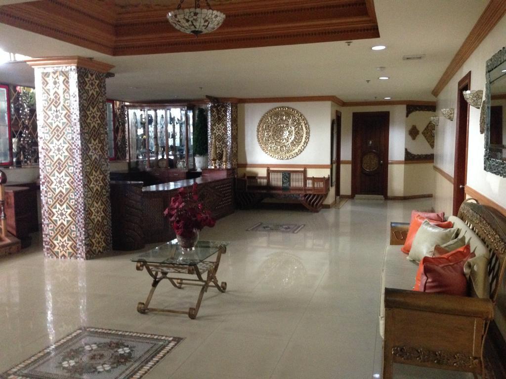 Pearlmont Hotel Cagayan de Oro Exterior photo