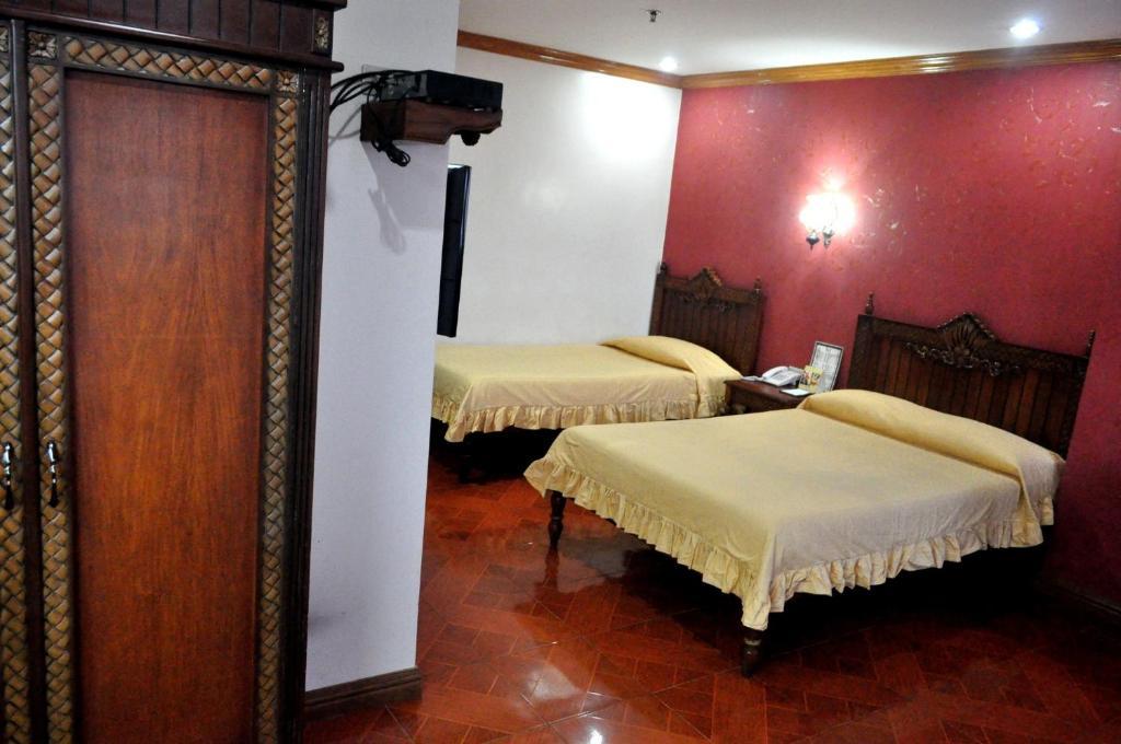 Pearlmont Hotel Cagayan de Oro Room photo